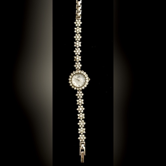 Anne Klein II Watch Gemstone Floral Band Round MOP Face New Battery - Picture 3 of 4